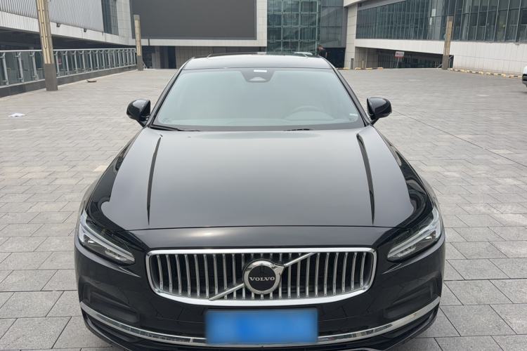Used Volvo S90 2025 B5 Zhiyi Luxury Edition Front