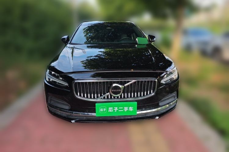 Used Volvo S90 2025 B5 Zhiyi Luxury Edition Front