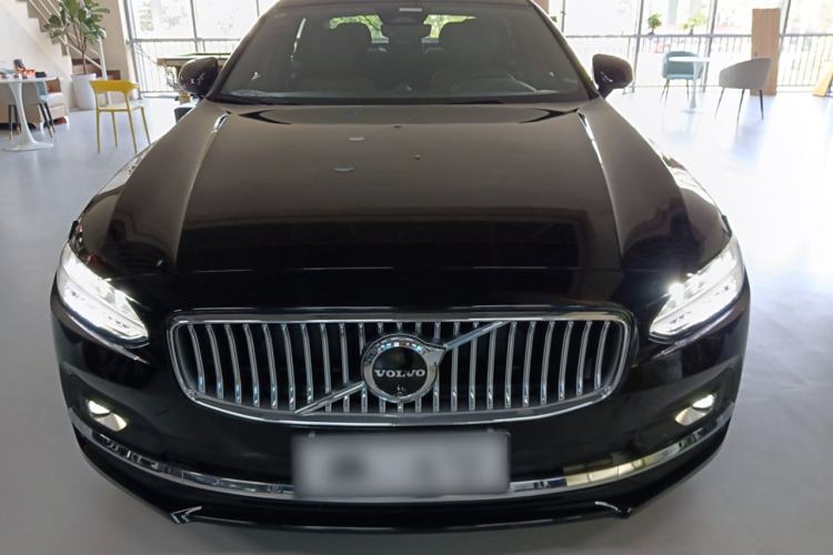 Used Volvo S90 2025 B5 Zhiya Luxury Edition Front