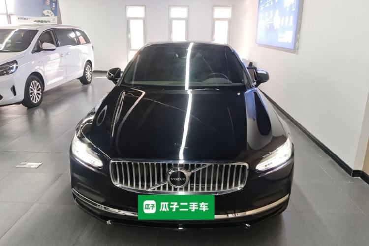 Used Volvo S90 2025 B5 Zhiyuan Luxury Edition Front
