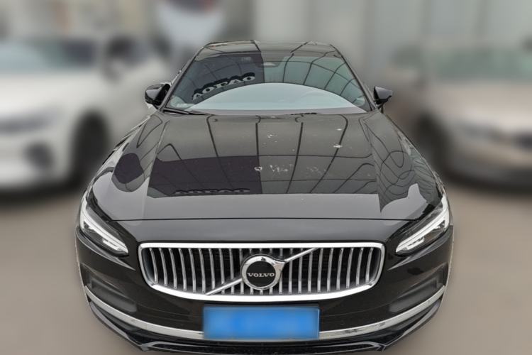 Used Volvo S90 2025 B5 Zhiyuan Luxury Edition Front
