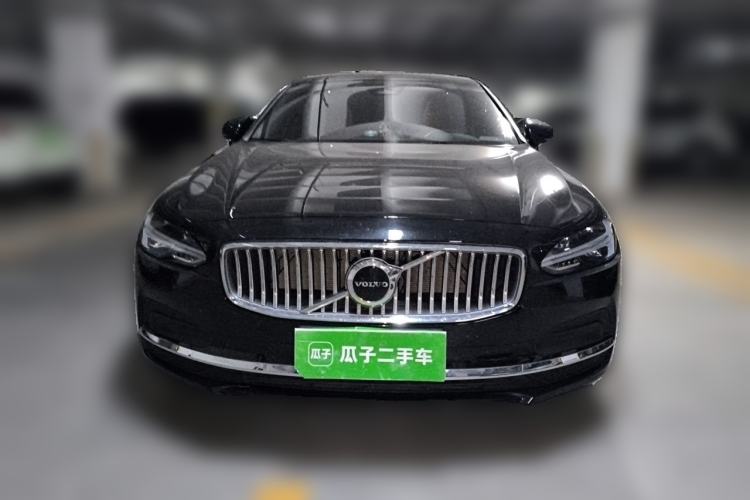 Used Volvo S90 2025 B5 Zhiyuan Luxury Edition Front