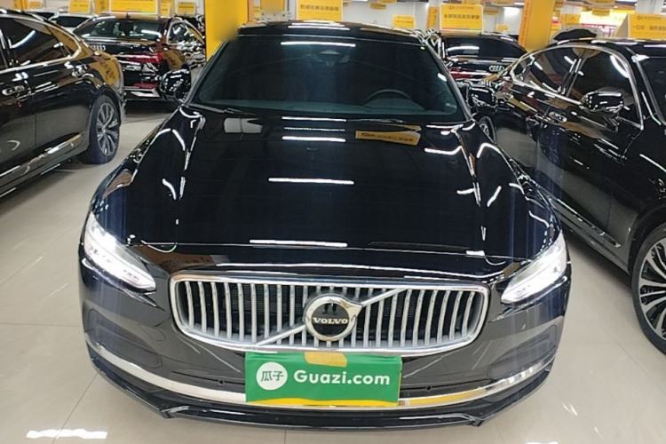 Used Volvo S90 2025 B5 Zhiyi Luxury Edition Front