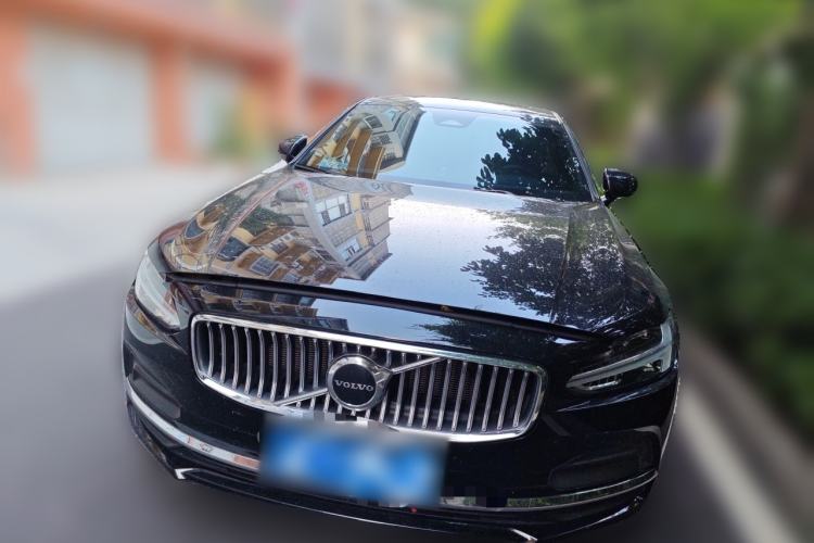 Used Volvo S90 2025 B5 Zhiyuan Luxury Edition Front