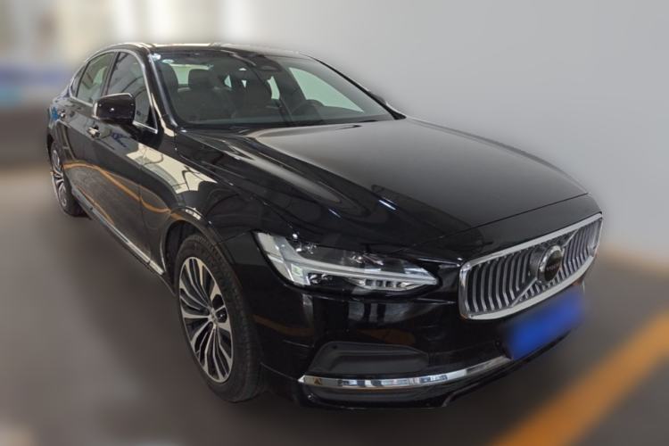 Used Volvo S90 2025 B5 Zhiyi Luxury Edition Front Right 45 Deg