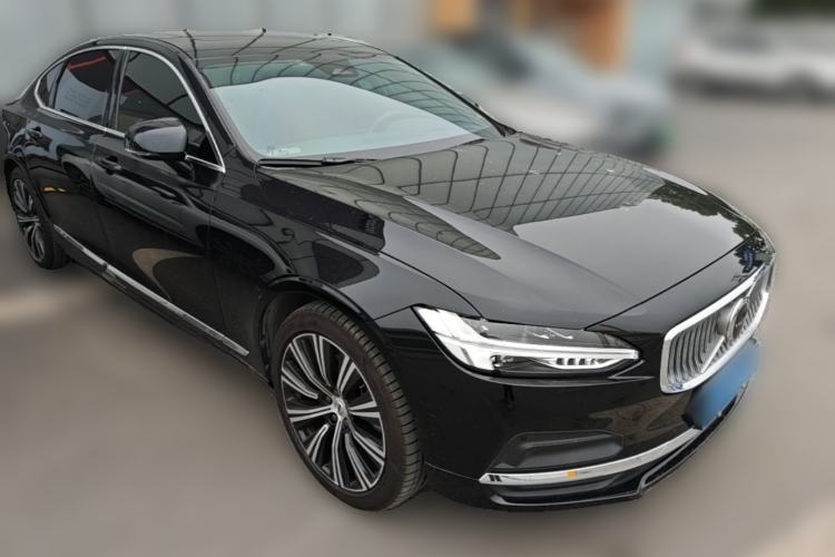 Used Volvo S90 2025 B5 Zhiyuan Luxury Edition Front Right 45 Deg