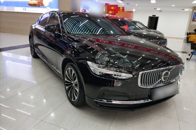 Used Volvo S90 2025 B5 Zhiyi Luxury Edition Front Right 45 Deg