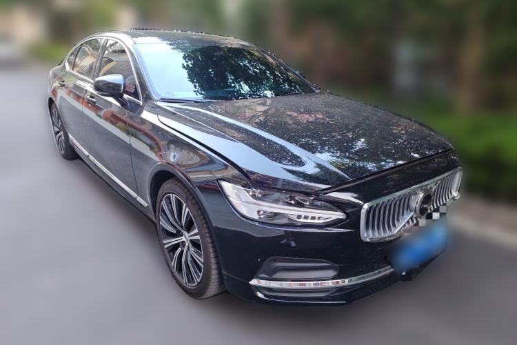 Used Volvo S90 2025 B5 Zhiyuan Luxury Edition Front Right 45 Deg