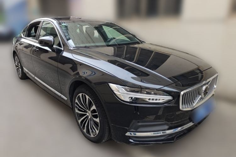 Used Volvo S90 2025 B5 Zhiyi Luxury Edition Front Right 45 Deg