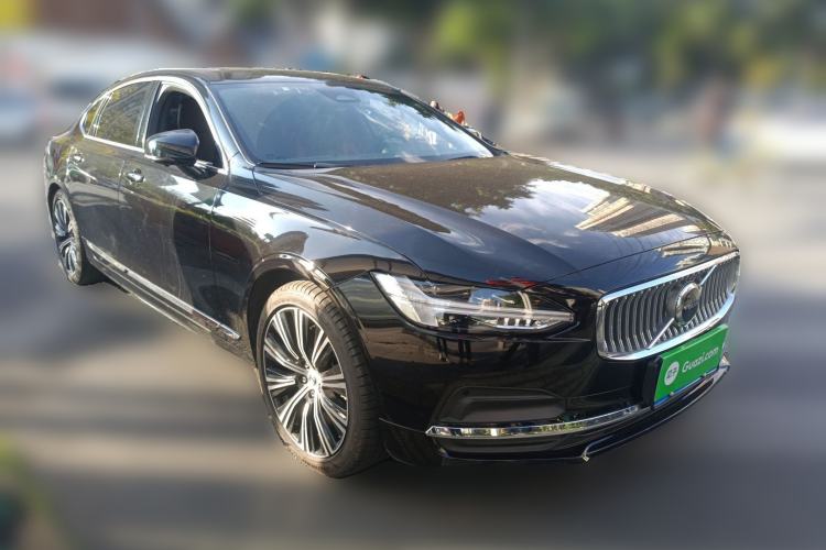 Used Volvo S90 2025 B5 Zhiyuan Luxury Edition Front Right 45 Deg