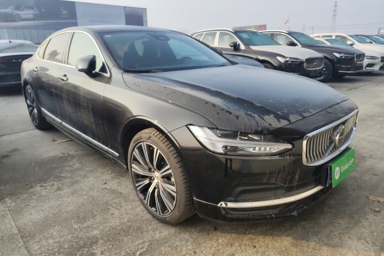 Used Volvo S90 2025 B5 Zhiyuan Luxury Edition Front Right 45 Deg