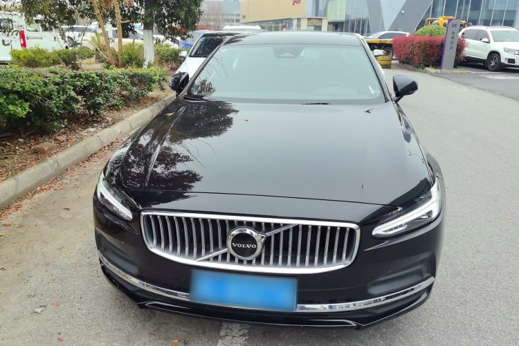 Used Volvo S90 2025 B5 Zhiyi Luxury Edition Front