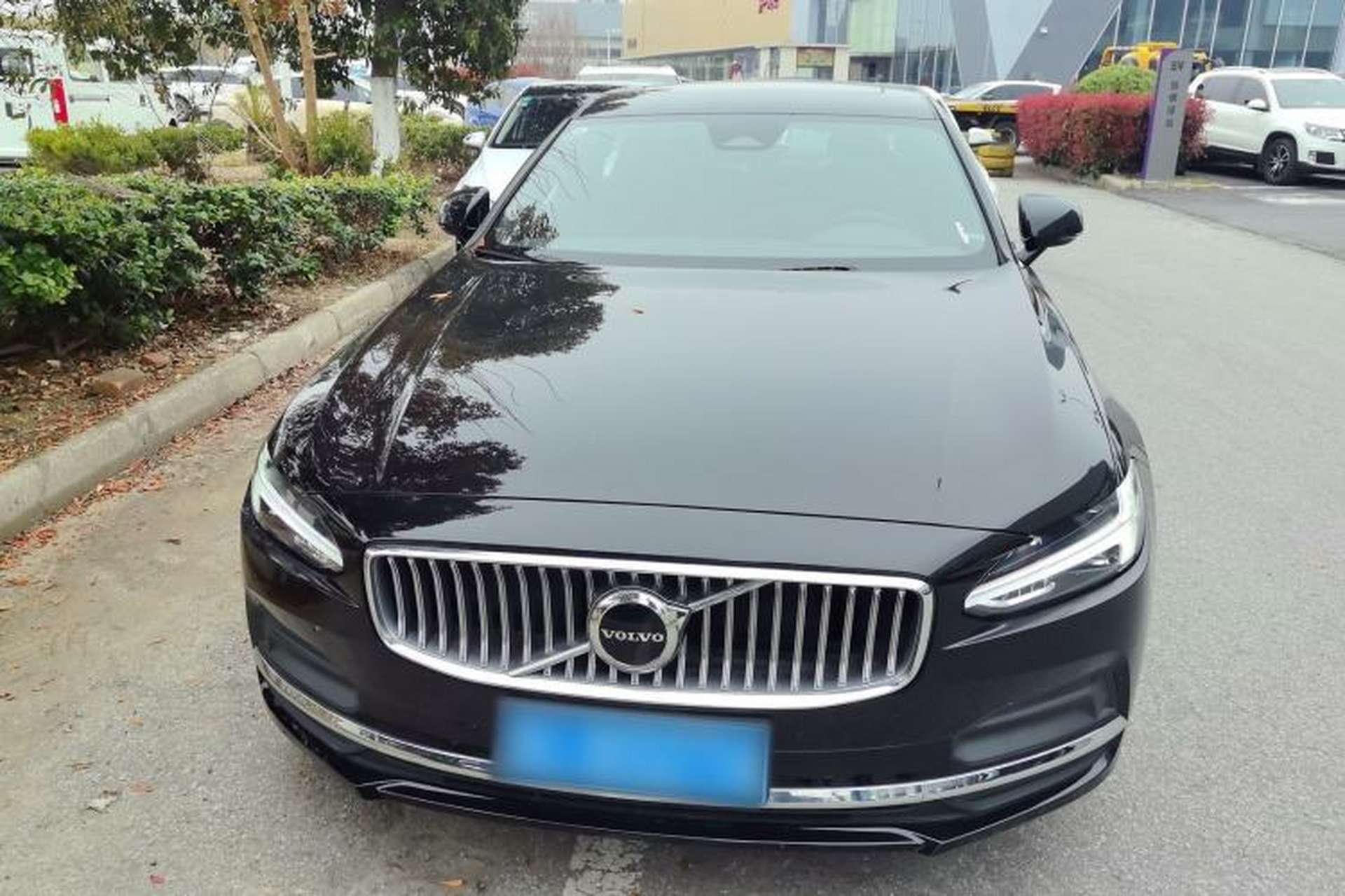 Used Volvo S90 2025 B5 Zhiyi Luxury Edition Front