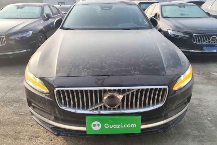 Used Volvo S90 2025 B5 Zhiyuan Luxury Edition Front