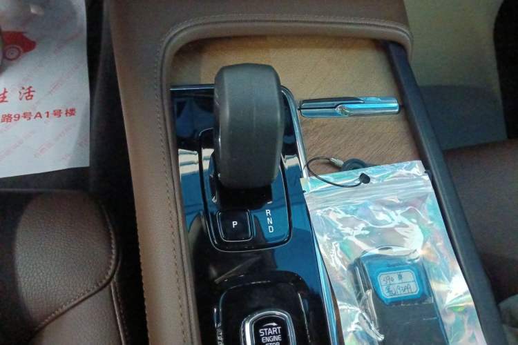 Used Volvo S90 2025 B5 Zhiyi Luxury Edition Gear Lever