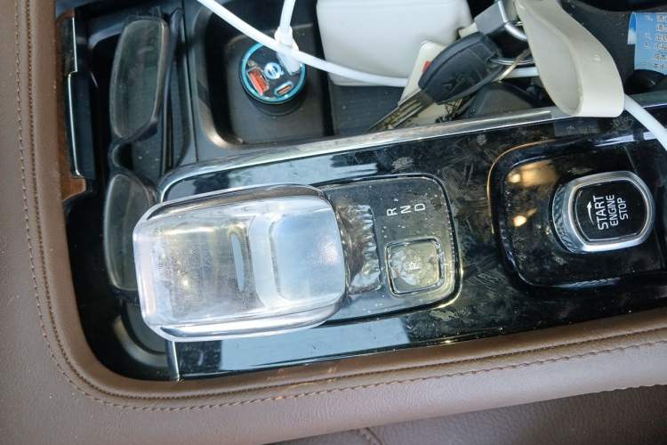 Used Volvo S90 2025 B5 Zhiyi Luxury Edition Gear Lever