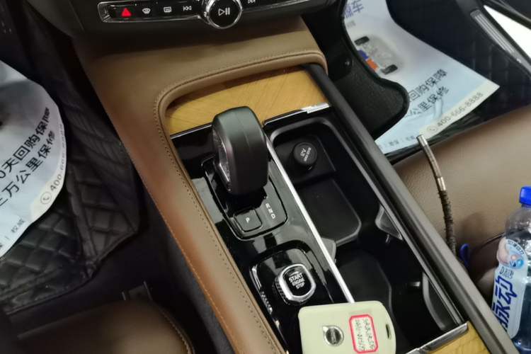 Used Volvo S90 2025 B5 Zhiyi Luxury Edition Gear Lever