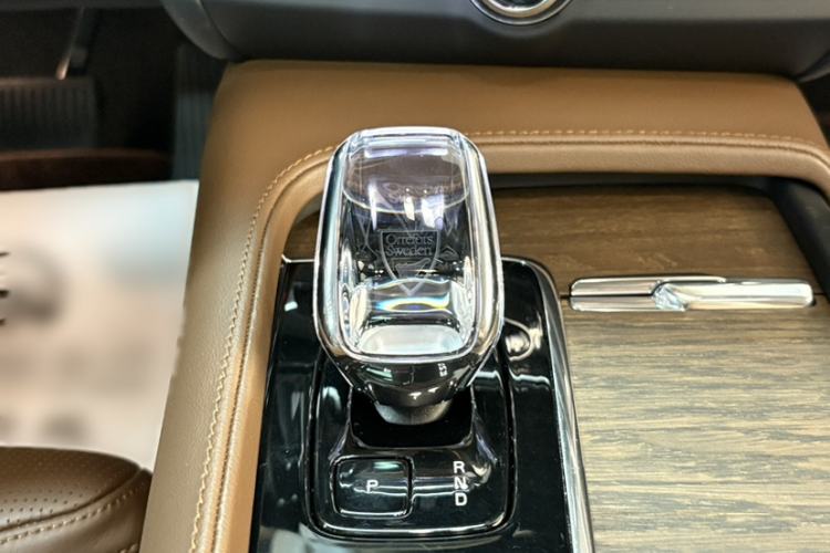 Used Volvo S90 2025 B5 Zhiya Luxury Edition Gear Lever