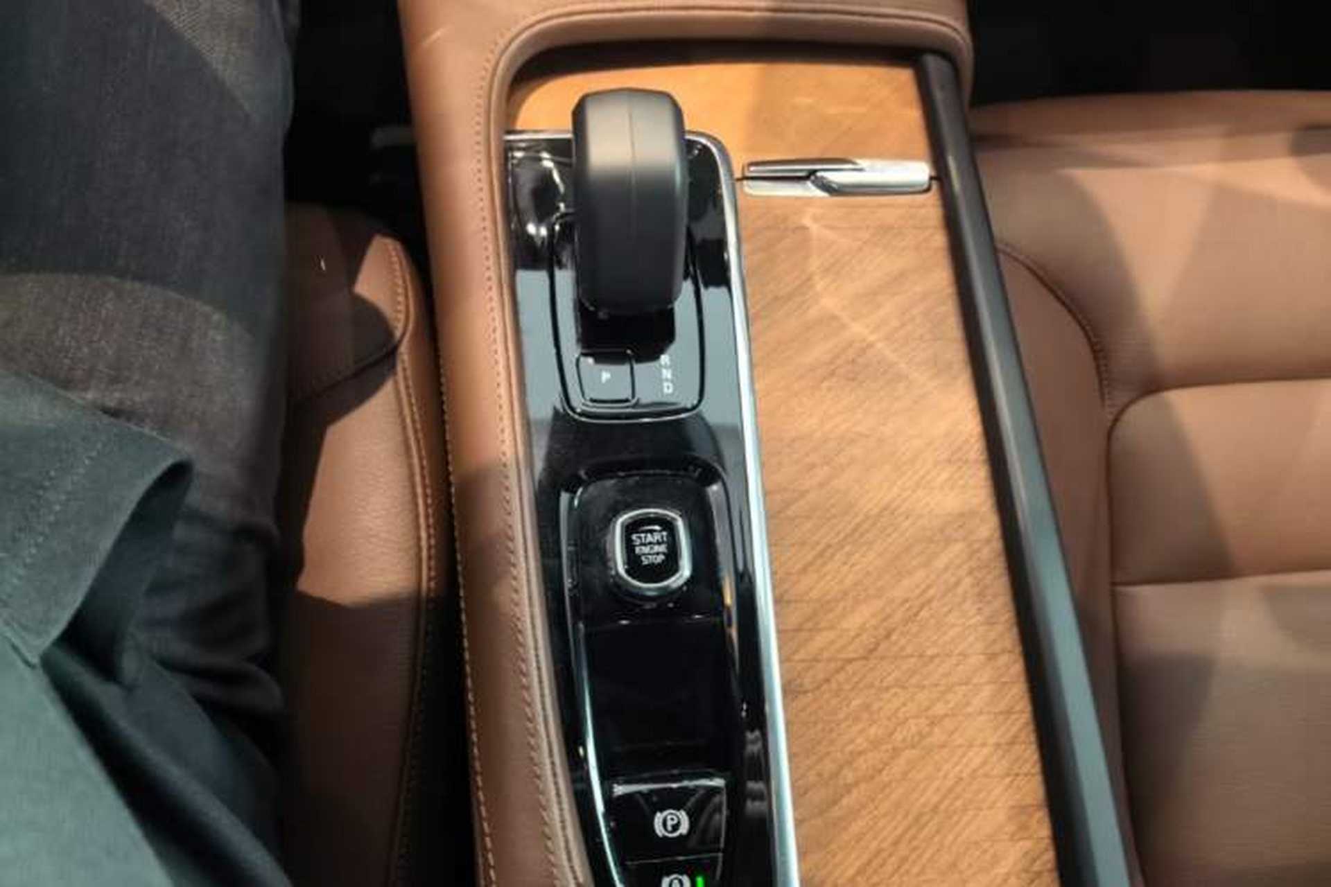 Used Volvo S90 2025 B5 Zhiyi Luxury Edition Gear Lever
