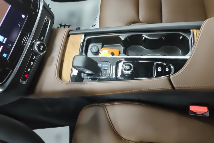 Used Volvo S90 2025 B5 Zhiyi Luxury Edition Gear Lever