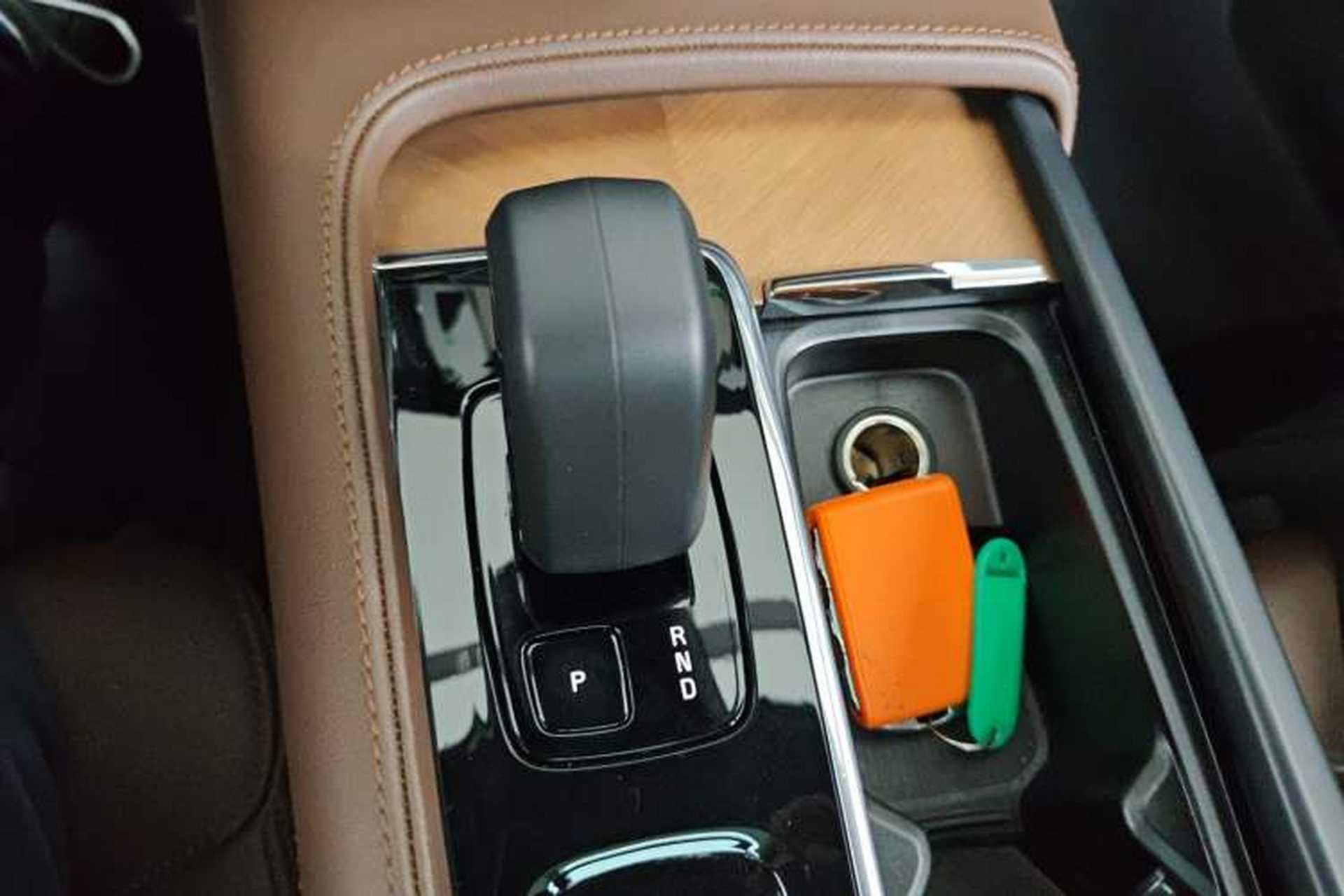 Used Volvo S90 2025 B5 Zhiyi Luxury Edition Gear Lever