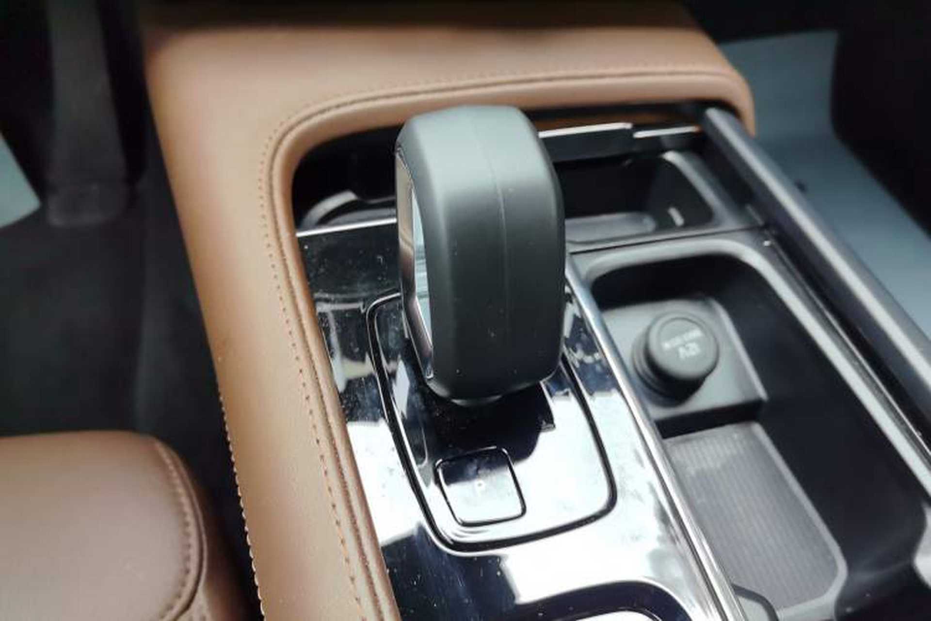 Used Volvo S90 2025 B5 Zhiyi Luxury Edition Gear Lever