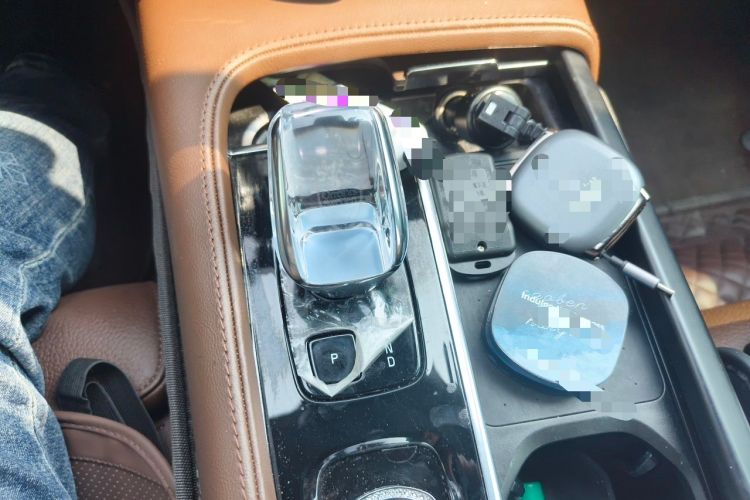 Used Volvo S90 2025 B5 Zhiyuan Luxury Edition Gear Lever