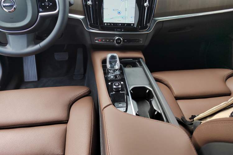 Used Volvo S90 2025 B5 Zhiyuan Luxury Edition Gear Lever