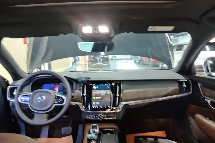 Used Volvo S90 2025 B5 Zhiyuan Luxury Edition Headliner