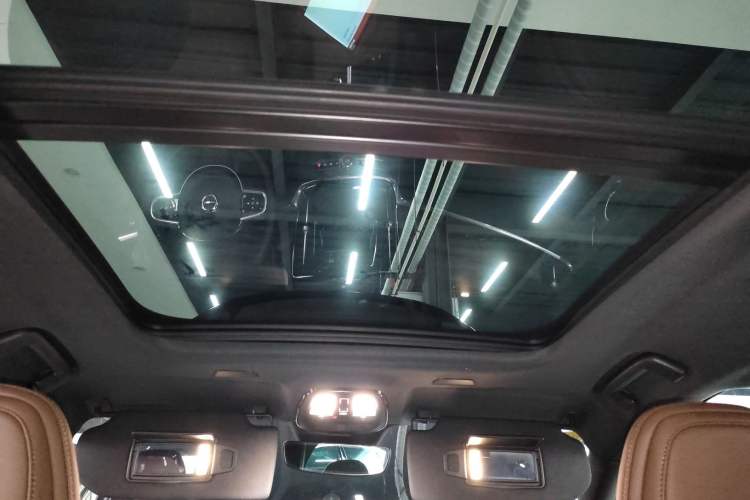 Used Volvo S90 2025 B5 Zhiya Luxury Edition Headliner