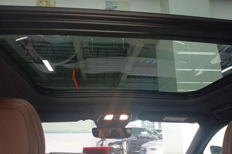 Used Volvo S90 2025 B5 Zhiya Luxury Edition Headliner