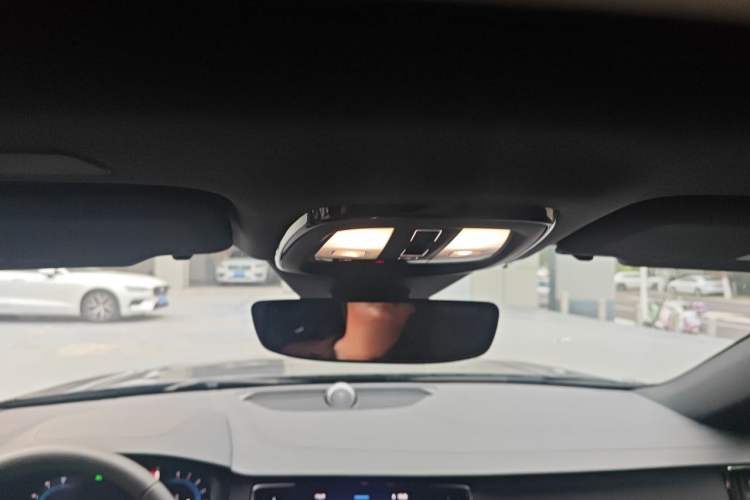 Used Volvo S90 2025 B5 Zhiya Luxury Edition Headliner