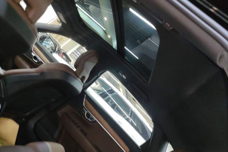 Used Volvo S90 2025 B5 Zhiyi Luxury Edition Headliner
