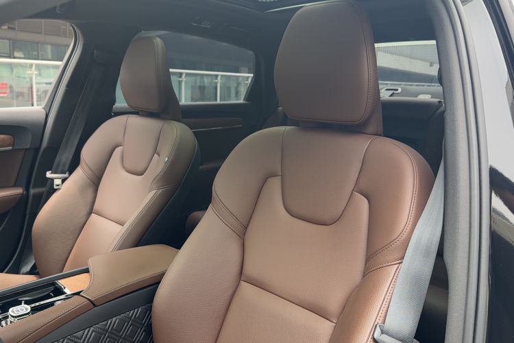 Used Volvo S90 2025 B5 Zhiyi Luxury Edition Interior 1