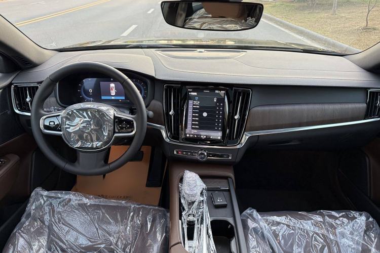 Used Volvo S90 2025 B5 Zhiyuan Luxury Edition Interior 1