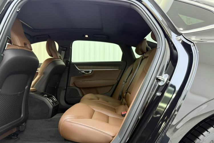 Used Volvo S90 2025 B5 Zhiyuan Luxury Edition Interior 1