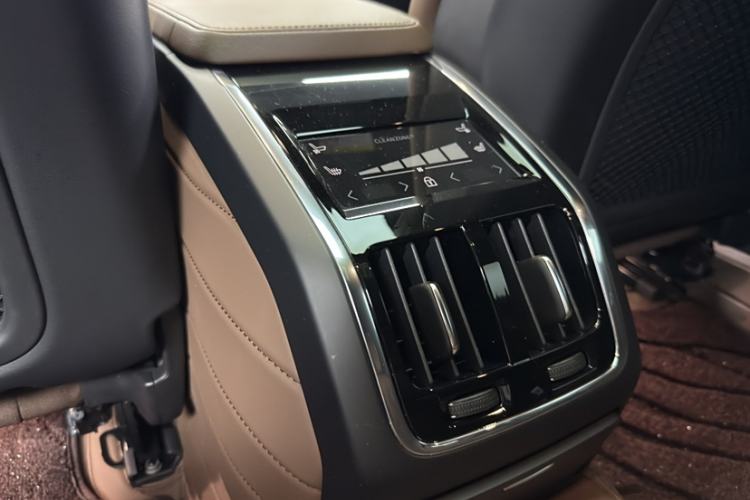 Used Volvo S90 2025 B5 Zhiya Luxury Edition Interior 1