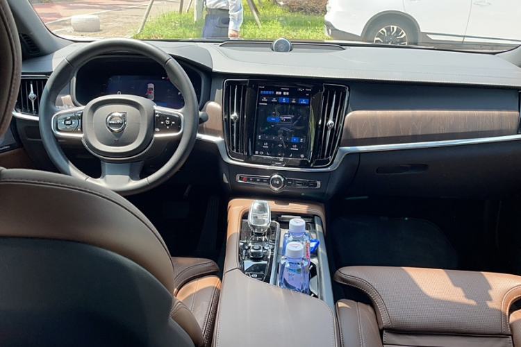 Used Volvo S90 2025 B5 Zhiya Luxury Edition Interior 1