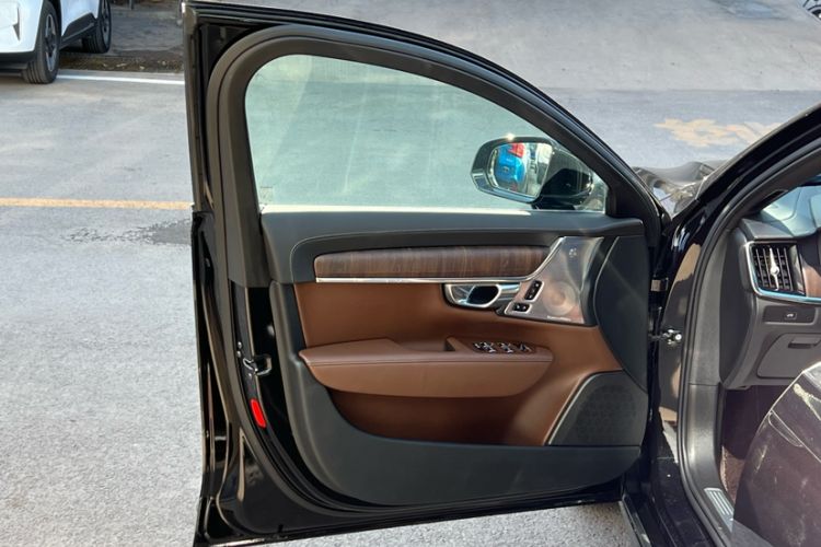 Used Volvo S90 2025 B5 Zhiya Luxury Edition Interior 11