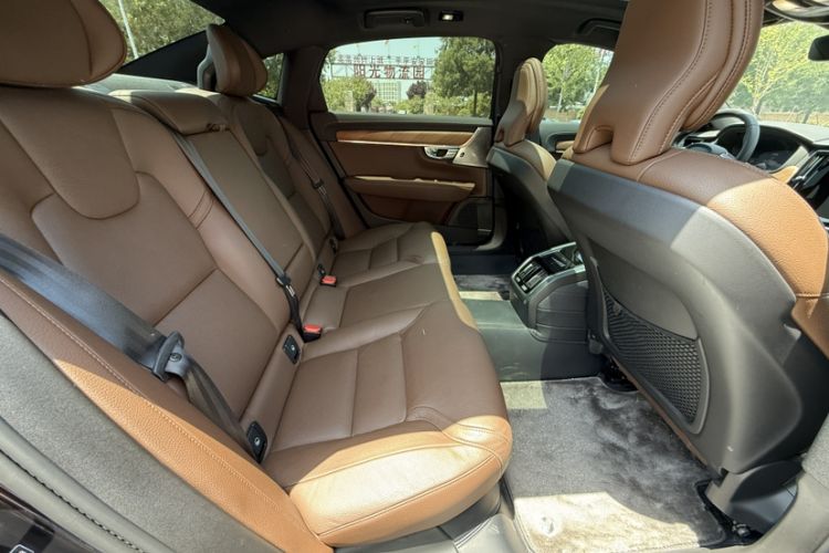 Used Volvo S90 2025 B5 Zhiyuan Luxury Edition Interior 11