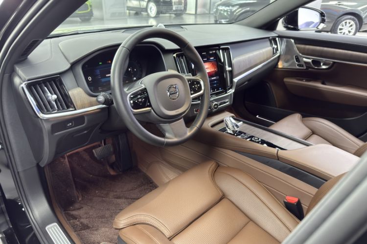 Used Volvo S90 2025 B5 Zhiya Luxury Edition Interior 13