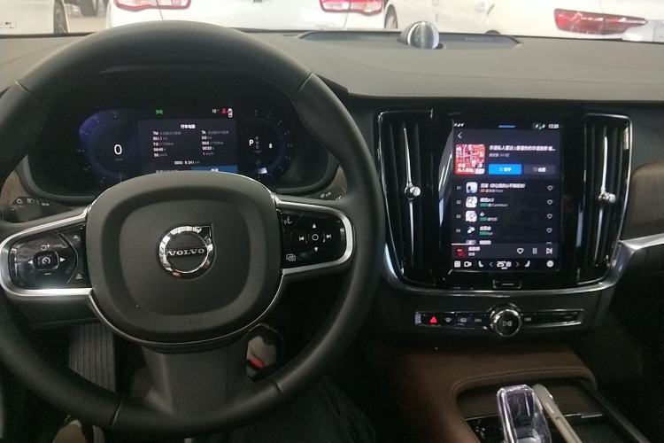Used Volvo S90 2025 B5 Zhiya Luxury Edition Interior 2