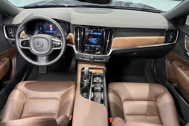 Used Volvo S90 2025 B5 Zhiyi Luxury Edition Interior 2