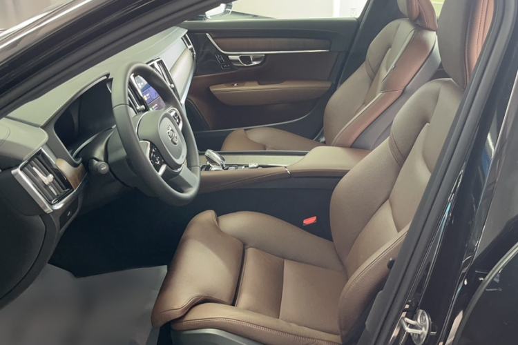 Used Volvo S90 2025 B5 Zhiyuan Luxury Edition Interior 2