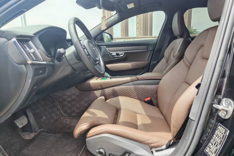 Used Volvo S90 2025 B5 Zhiyuan Luxury Edition Interior 3
