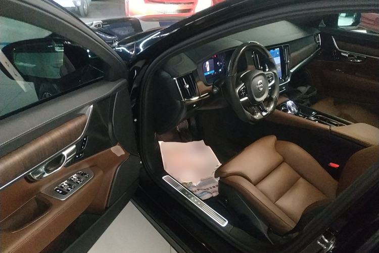 Used Volvo S90 2025 B5 Zhiyuan Luxury Edition Interior 3