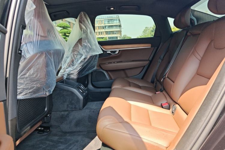 Used Volvo S90 2025 B5 Zhiyi Luxury Edition Interior 3