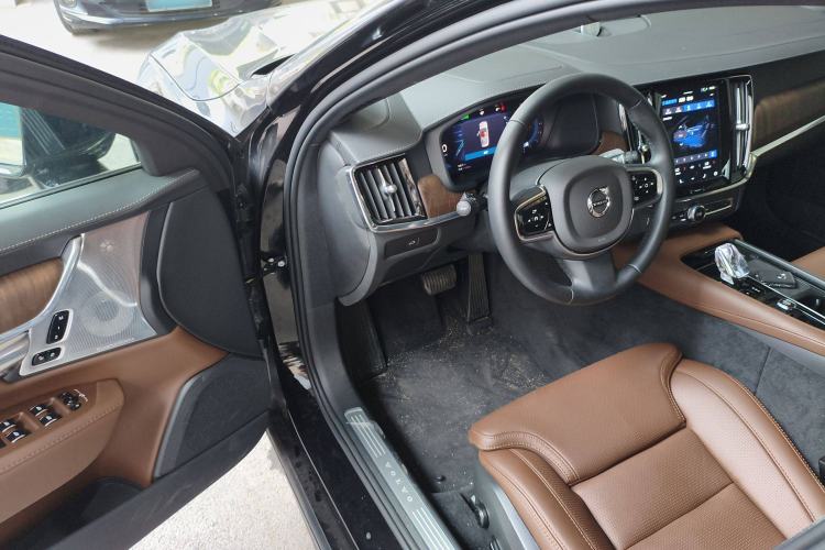 Used Volvo S90 2025 B5 Zhiya Luxury Edition Interior 3