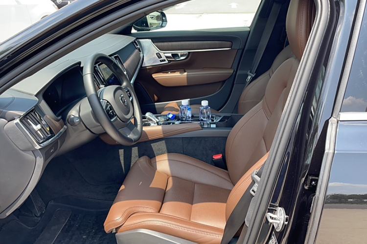 Used Volvo S90 2025 B5 Zhiya Luxury Edition Interior 3
