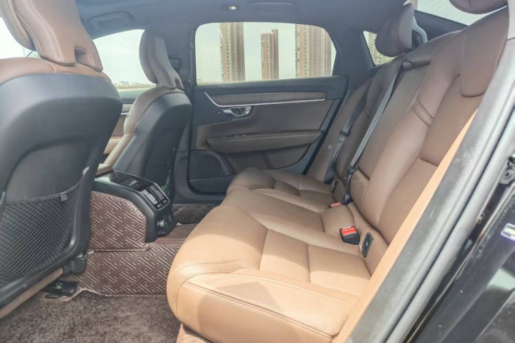 Used Volvo S90 2025 B5 Zhiyuan Luxury Edition Interior 4